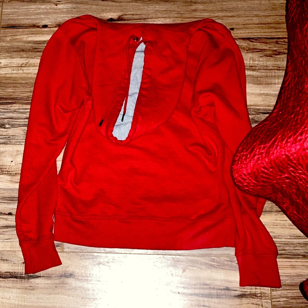Champion hoodie size small